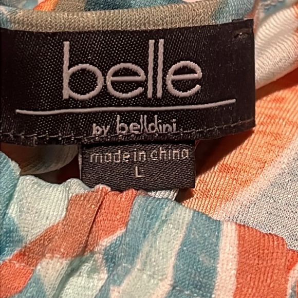 Silky crossover top, gathered bottom - Picture 3 of 4